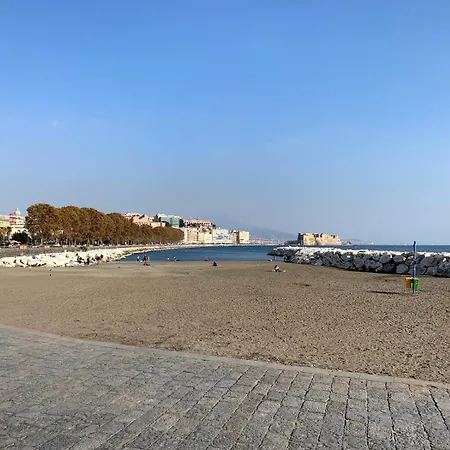 Riviera 84 לינה וארוחת בוקר נאפולי