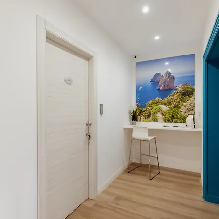 Riviera 84 4* Napoli