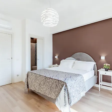 Riviera 84 Frühstückspension 4*
