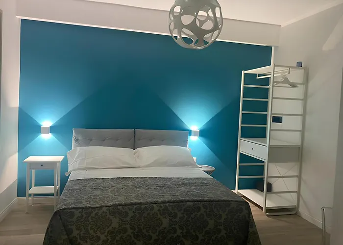 Riviera 84 4* 나폴리